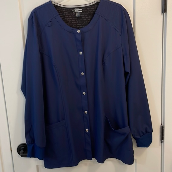 Elle Other - Elle scrub coat size XL, dark blue. Polyester and spandex